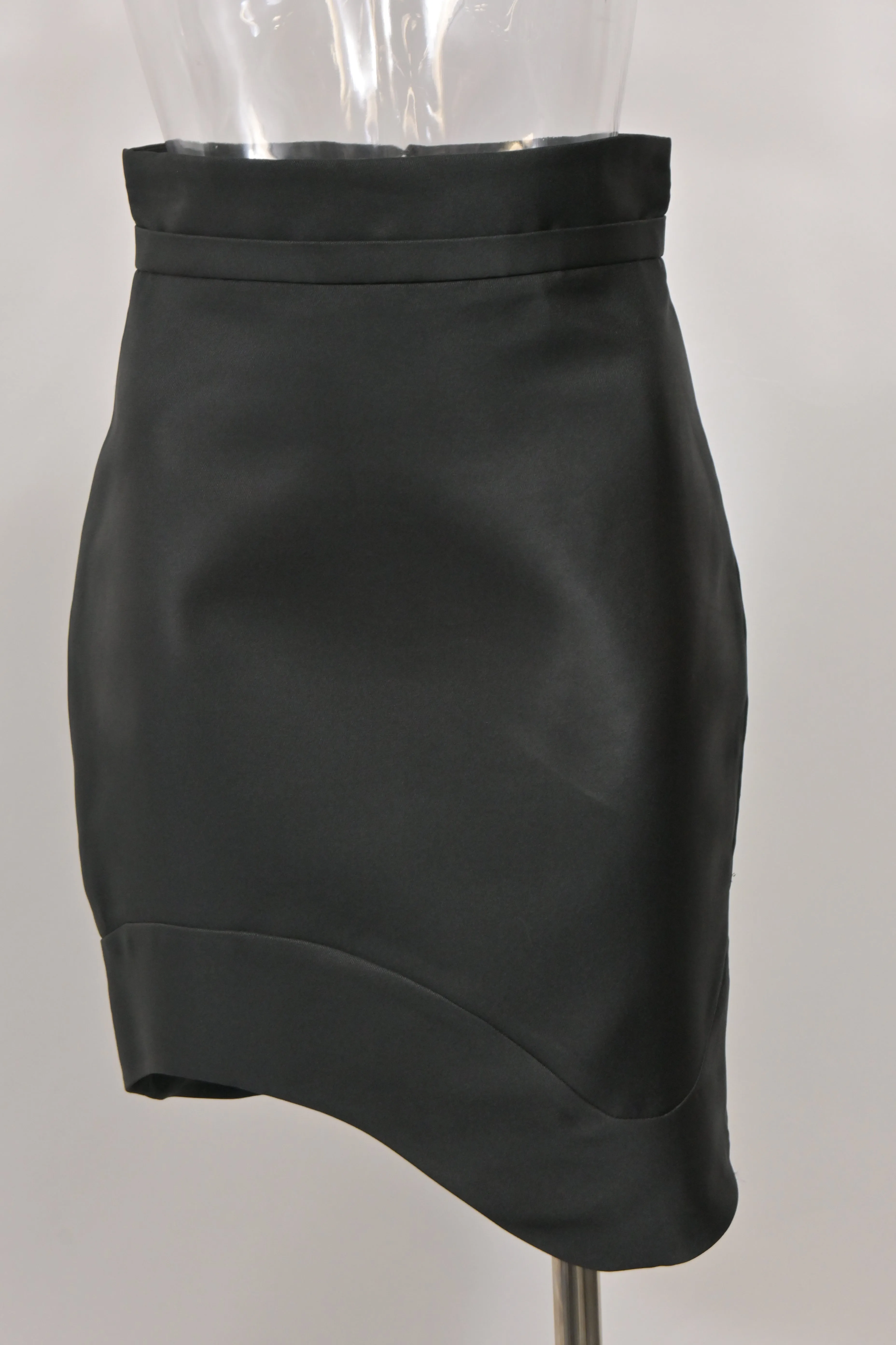 Antonio Berardi Mini High-Waisted Waved Hem Skirt in Black Polyester