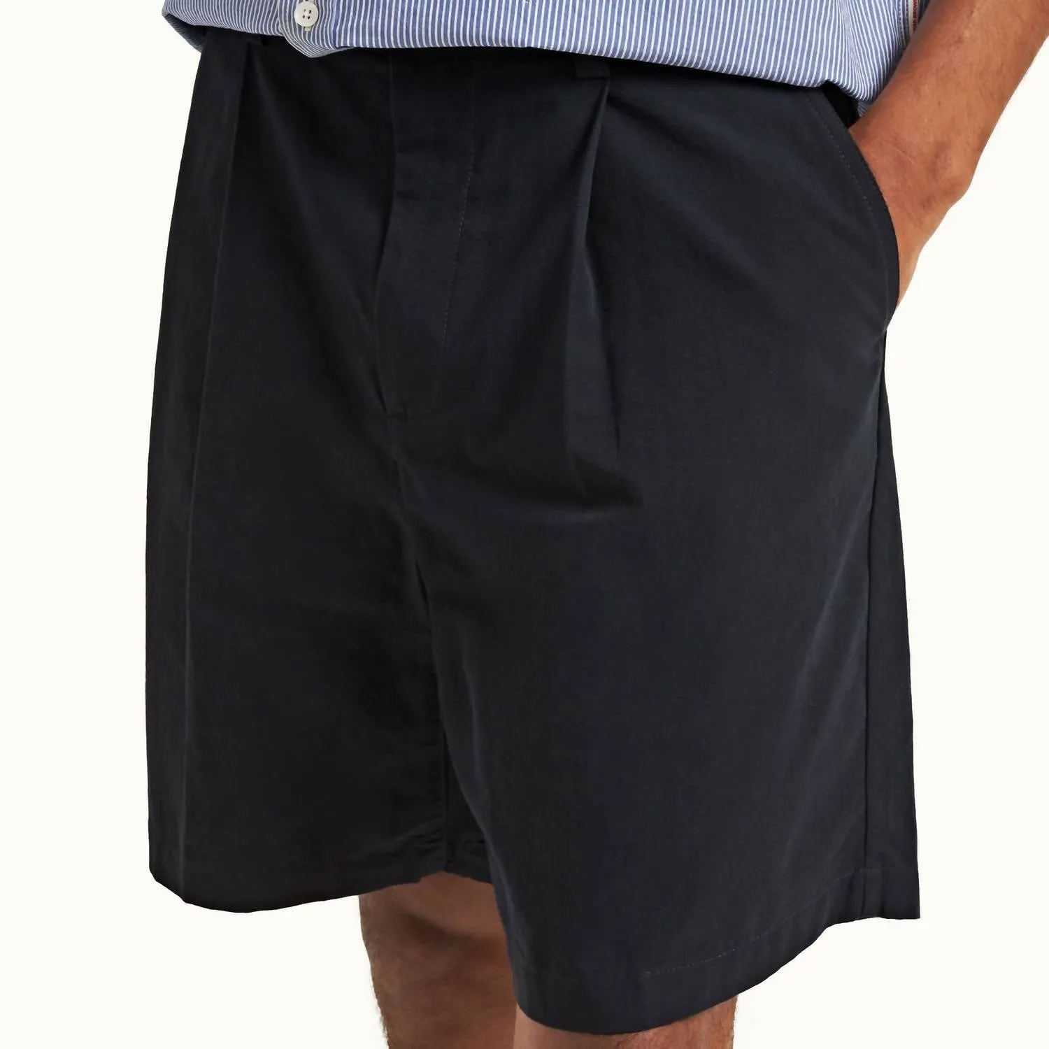 Aston Pleated Shorts In Night Iris