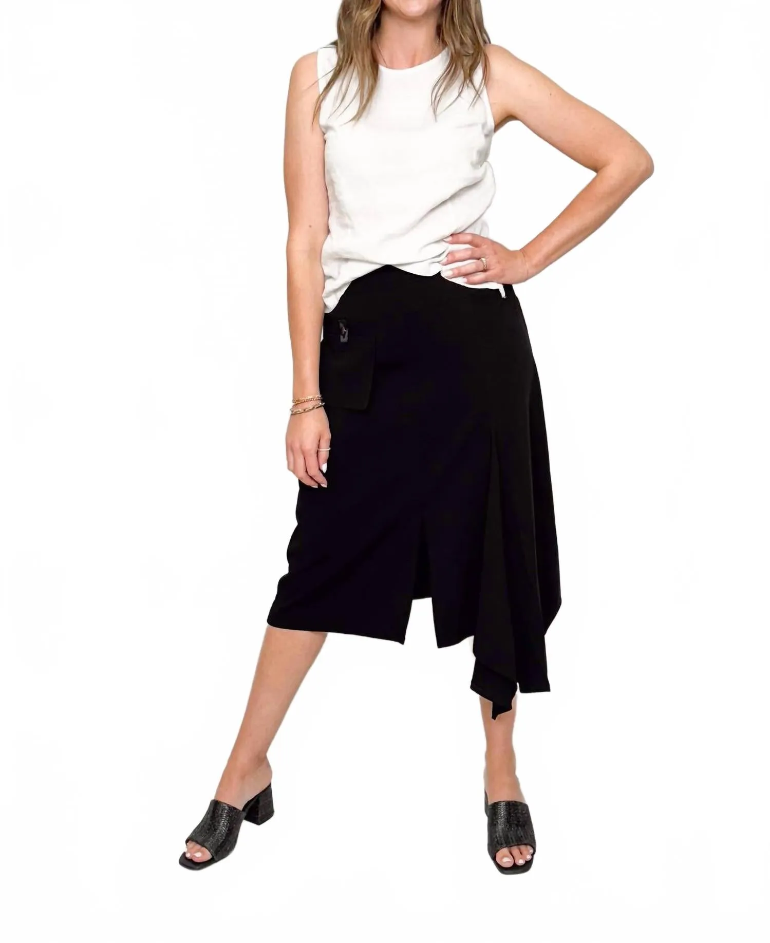 Becca Skirt In Black
