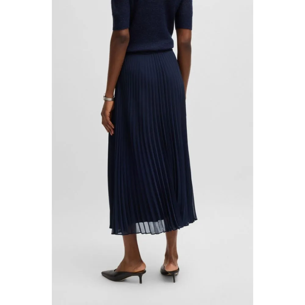 Belted skirt in pliss crepe