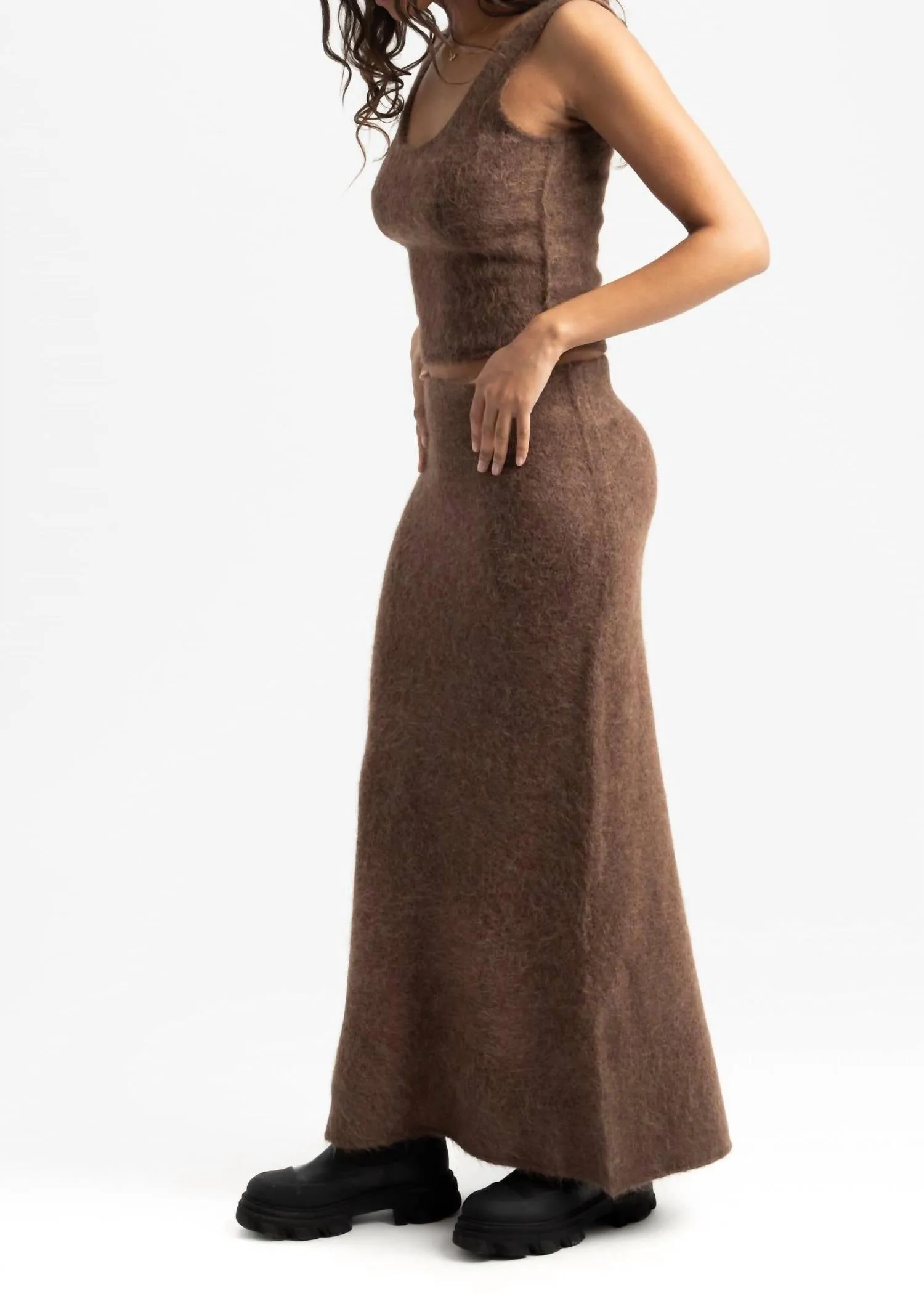 Fure Soft Fluffy Skirt In Dark Brown