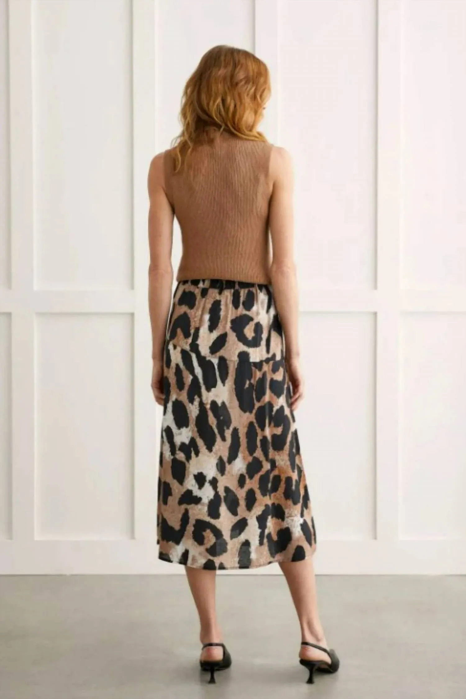 Pull-On Leopard Print Skirt With Buttons In Cinnamon