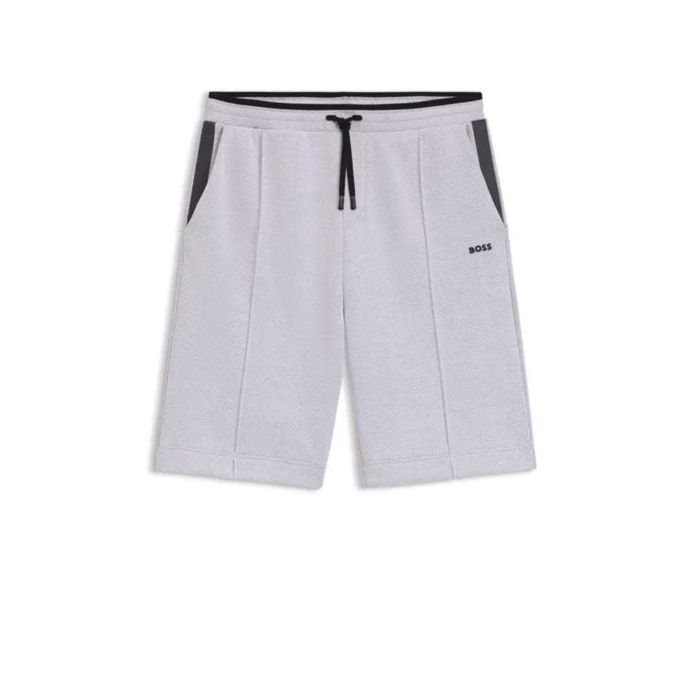 Relaxed-fit shorts in quilted jacquard