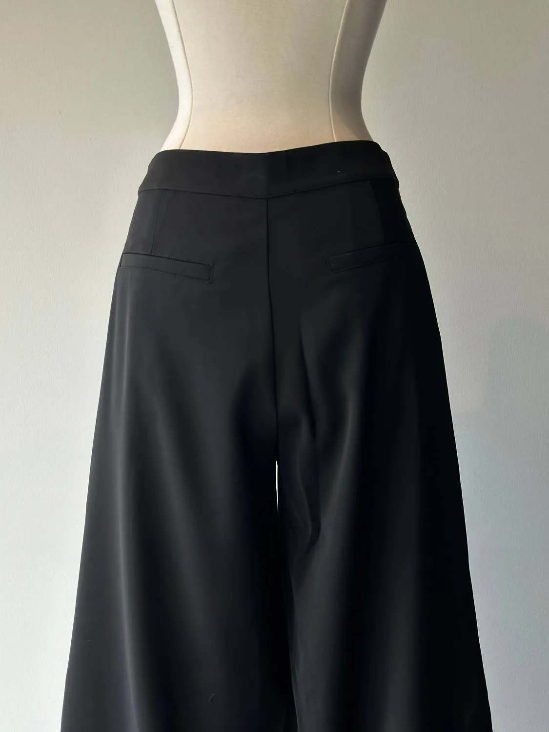 Sofia Pants In Black