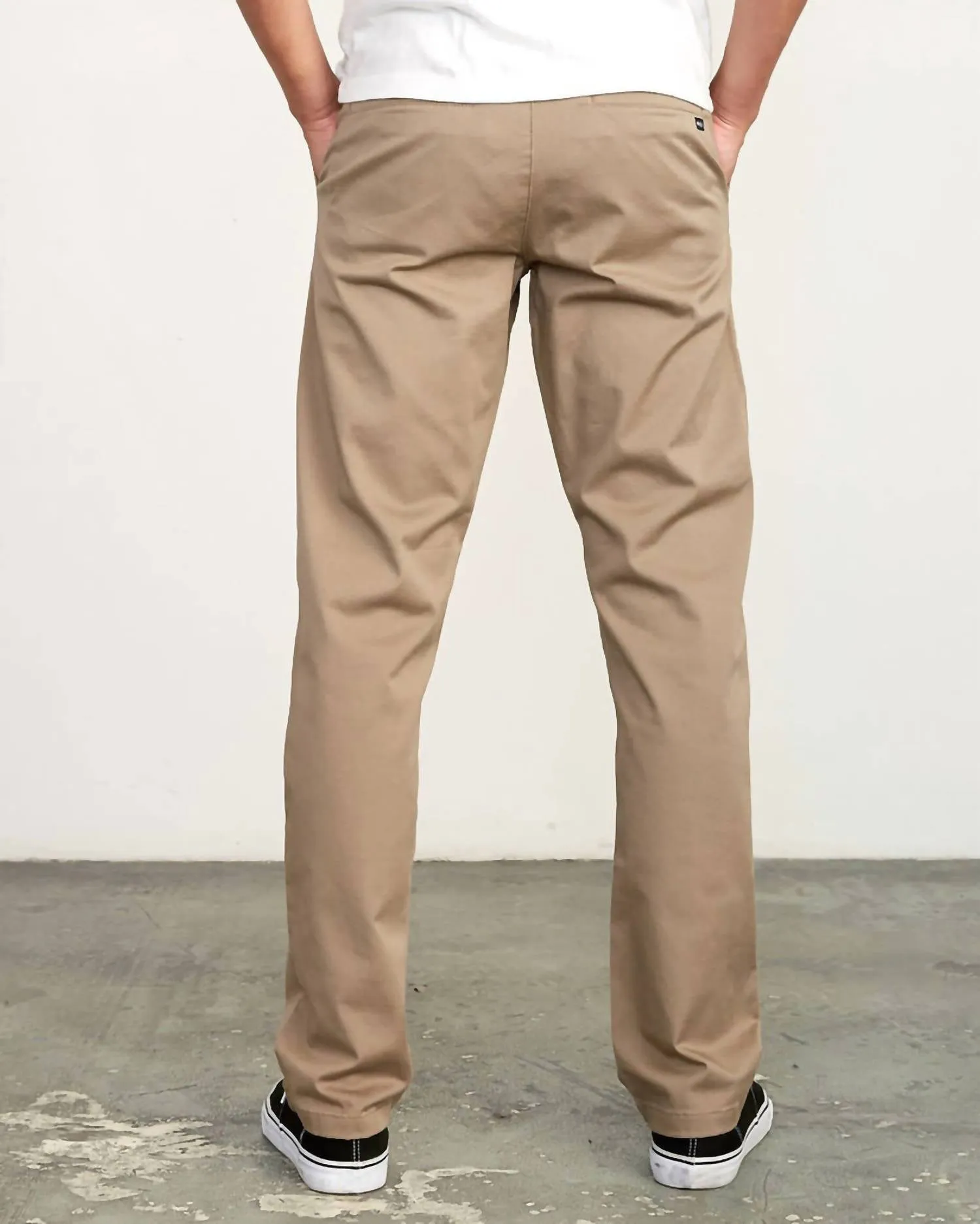 The Weekend Stretch Cotton Blend Pant In Dark Khaki